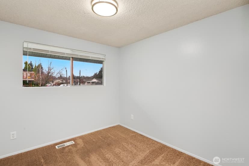 Property photo for 7537 44th Avenue S, Seattle photo 12