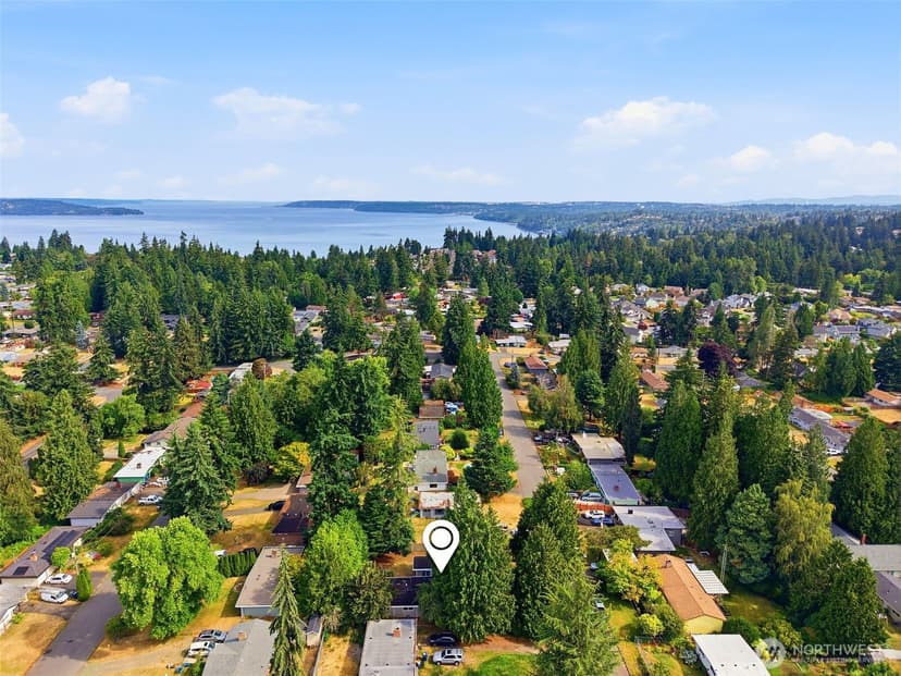 Property photo for 30449 2nd Avenue S, Federal Way photo 28