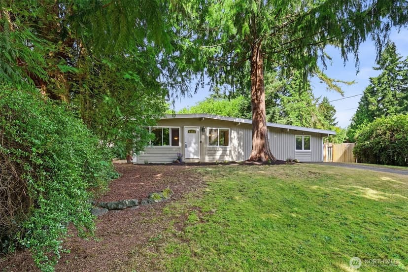 Property photo for 30449 2nd Avenue S, Federal Way photo 2