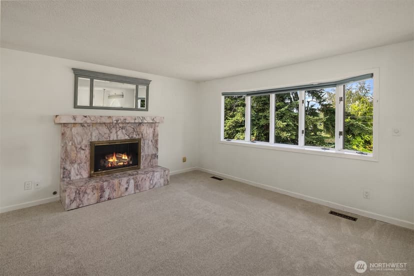Property photo for 16252 13th Avenue SW, Burien photo 7