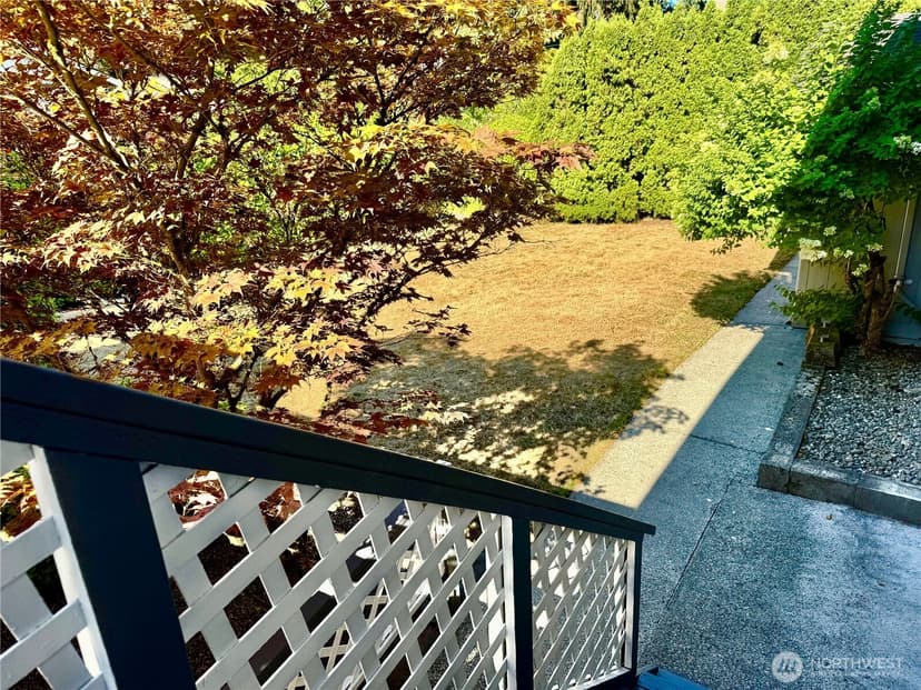Property photo for 14820 NE 12th Street, Bellevue photo 34