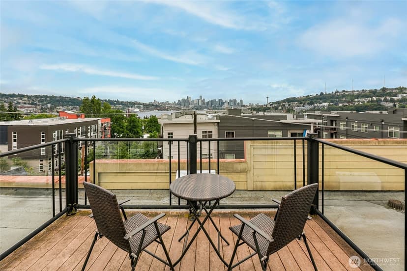 Property photo for 3401 Wallingford Avenue N #401, Seattle photo 19