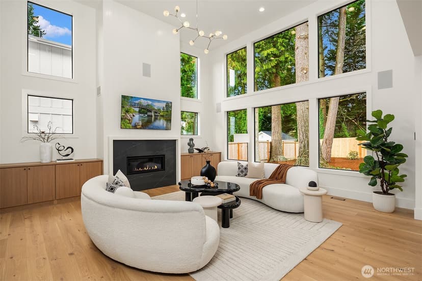 Property photo for 16911 NE 26th Place, Bellevue photo 4