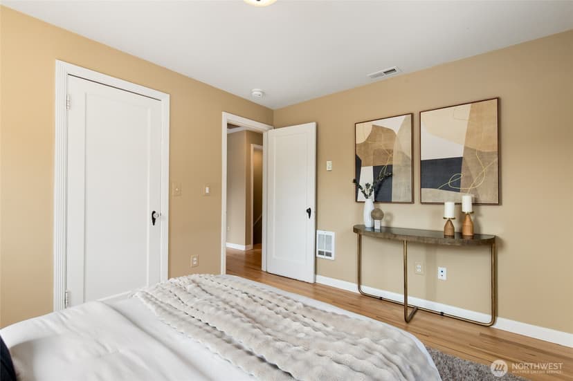 Property photo for 8106 Stone Avenue N, Seattle photo 13