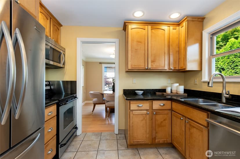 Property photo for 8106 Stone Avenue N, Seattle photo 8