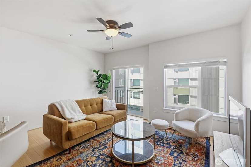 Property photo for 1026 NE 65th Street #519, Seattle photo 10