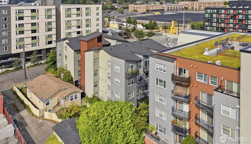 Property photo for 1026 NE 65th Street #519, Seattle photo 24