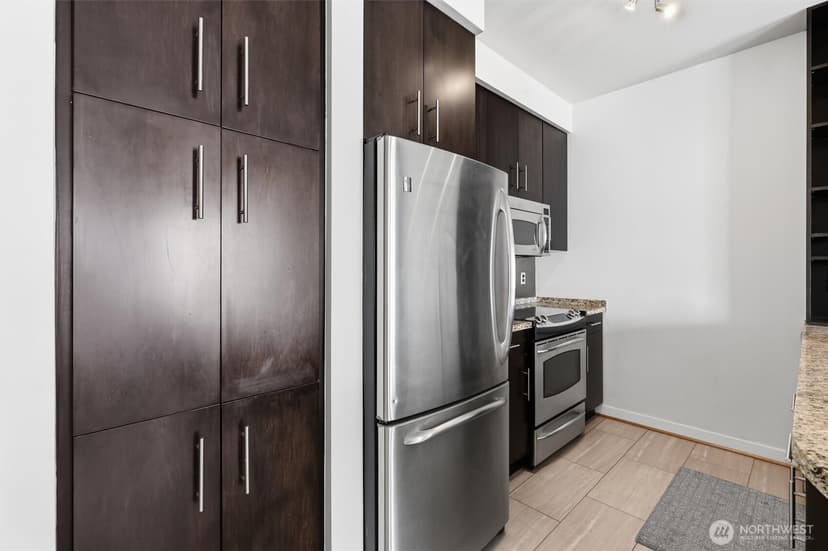Property photo for 1026 NE 65th Street #519, Seattle photo 13