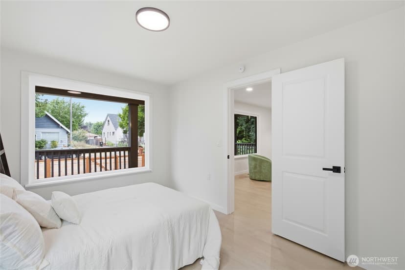 Property photo for 4015 S Yakima Avenue, Tacoma photo 13