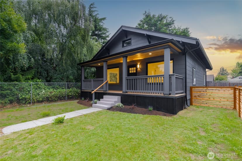 Property photo for 4015 S Yakima Avenue, Tacoma photo 3