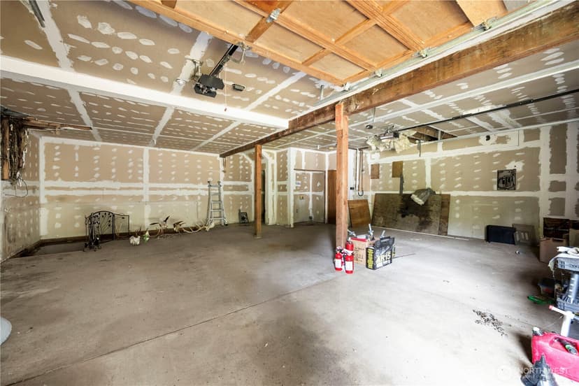 Property photo for 15124 State Route 530 NE, Arlington photo 7