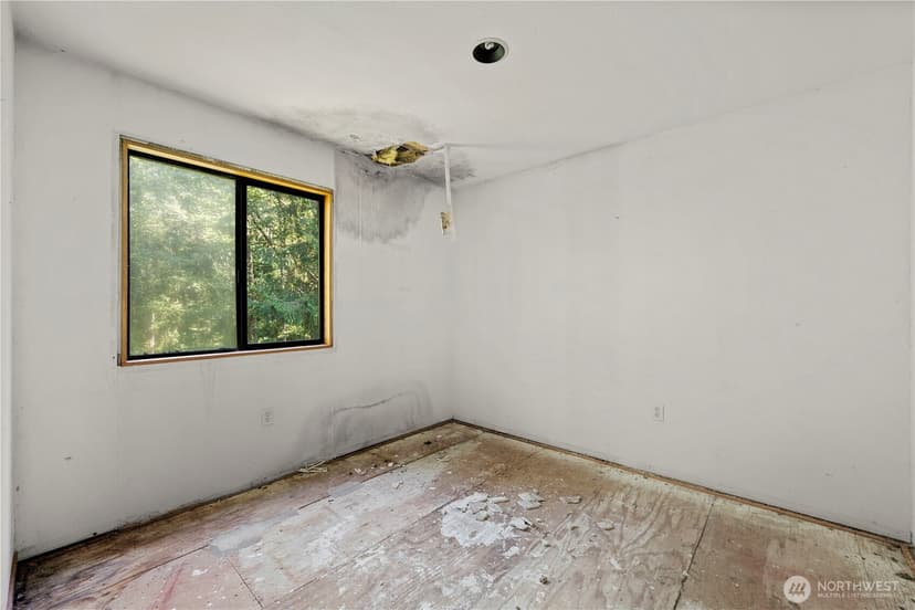 Property photo for 15124 State Route 530 NE, Arlington photo 12