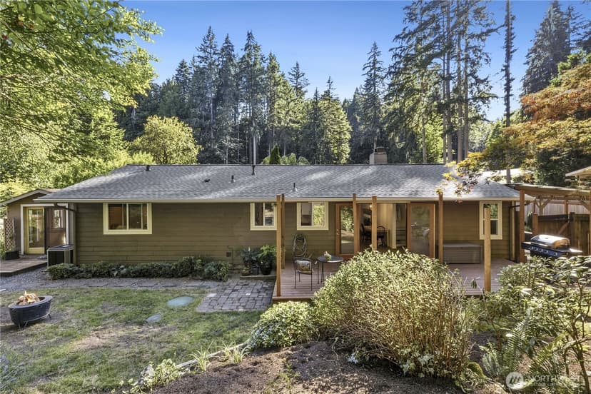 Property photo for 17304 NE 156th Street, Woodinville photo 12