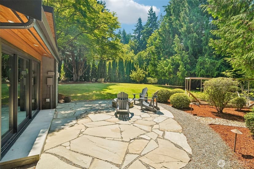Property photo for 18448 SE 43rd Place, Issaquah photo 32