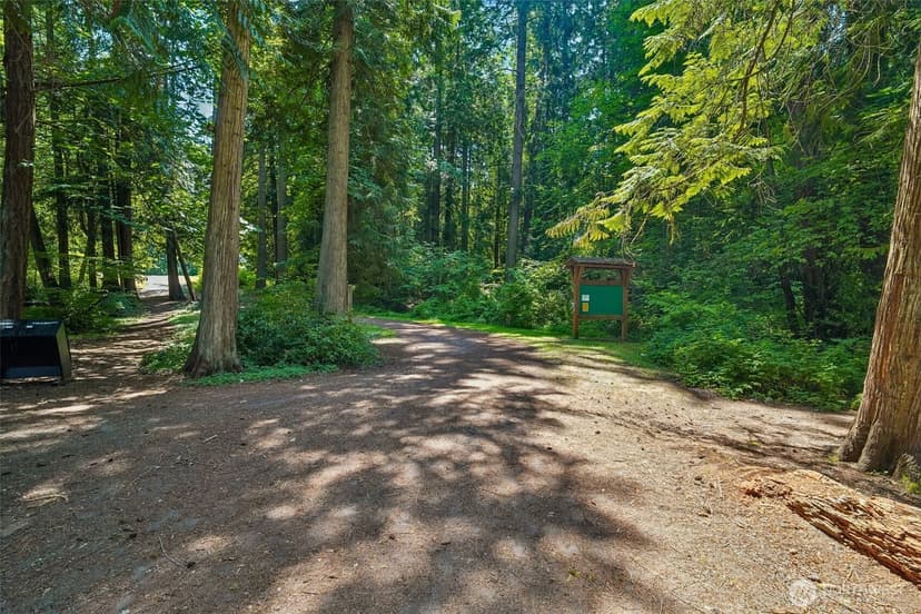 Property photo for 18448 SE 43rd Place, Issaquah photo 39