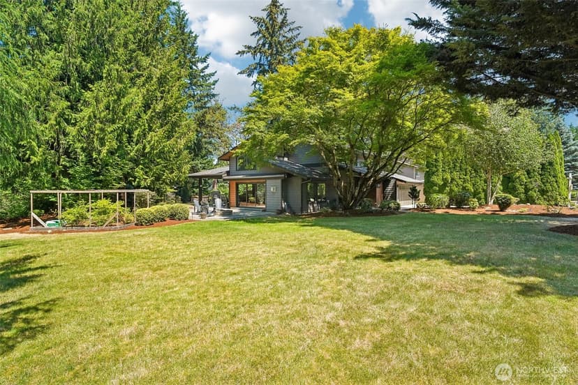 Property photo for 18448 SE 43rd Place, Issaquah photo 34