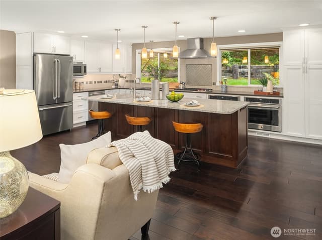 Property photo for 2023 45th Street Ct NW, Gig Harbor photo 4