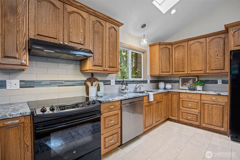 Property photo for 3914 SW Huckleberry Road, Port Orchard photo 11