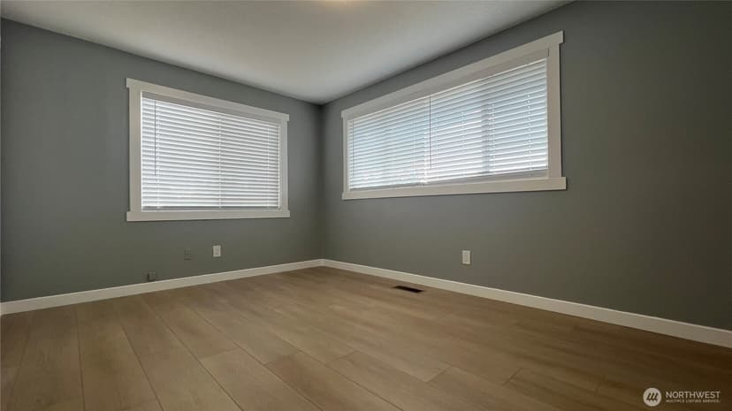 Property photo for 7643 S Ainsworth Avenue, Tacoma photo 8