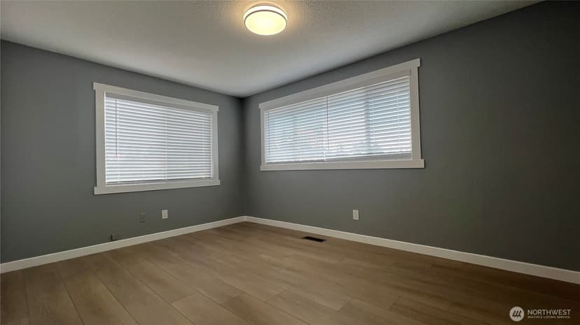 Property photo for 7643 S Ainsworth Avenue, Tacoma photo 9