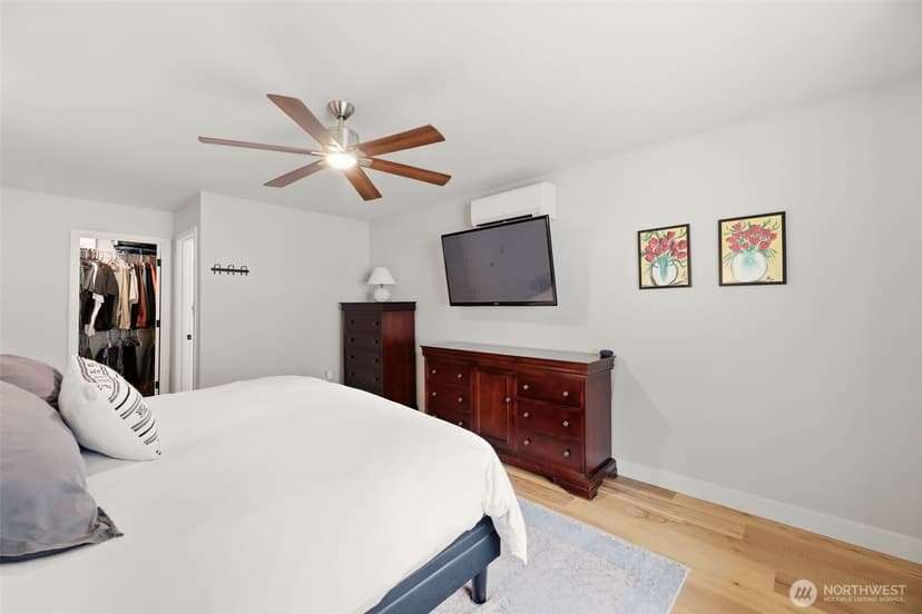 Property photo for 13112 5th Avenue E, Tacoma photo 19