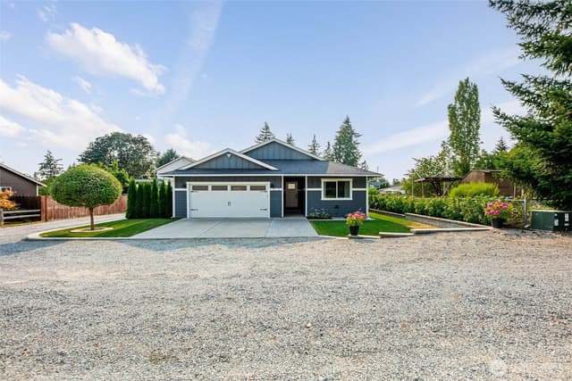 Property photo for 13112 5th Avenue E, Tacoma photo 2