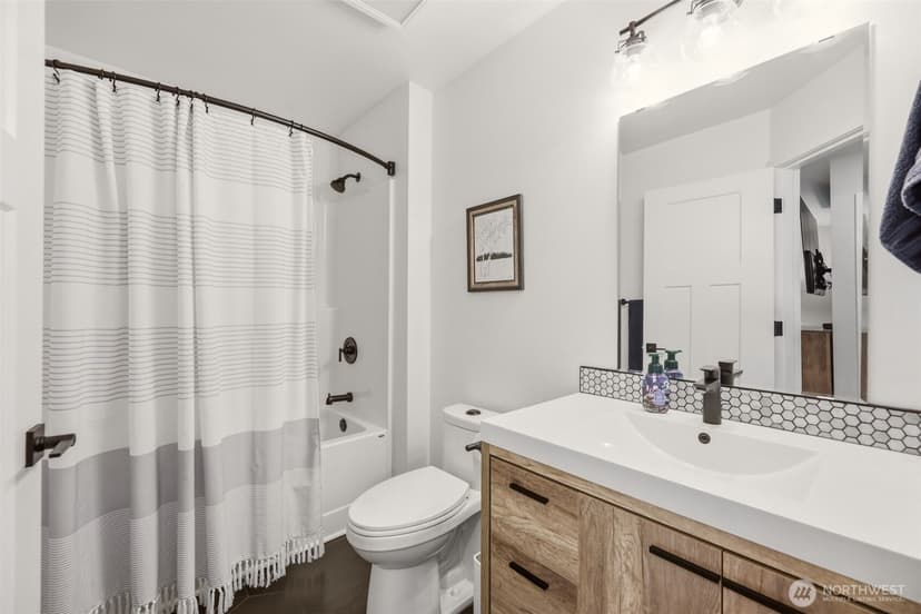 Property photo for 13112 5th Avenue E, Tacoma photo 23