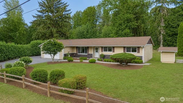 Property photo for 18815 176th Avenue NE, Woodinville photo 3