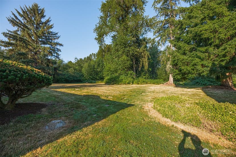 Property photo for 18815 176th Avenue NE, Woodinville photo 35