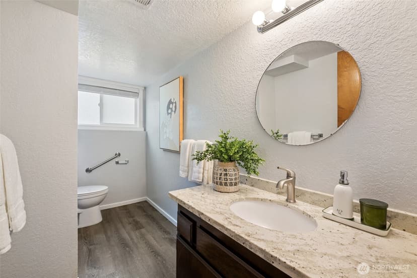 Property photo for 6155 S 125th Street, Seattle photo 18