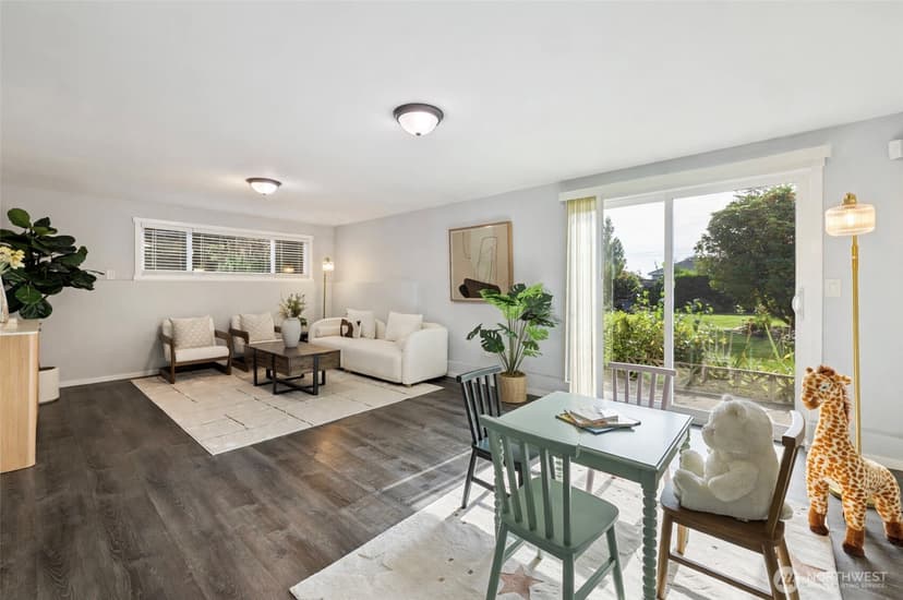 Property photo for 6155 S 125th Street, Seattle photo 10