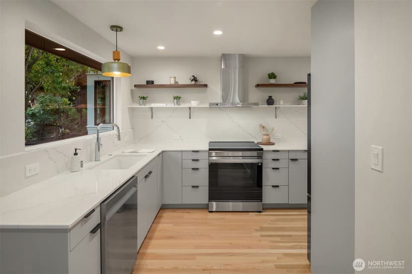 Property photo for 2314 S Forest Street, Seattle photo 10