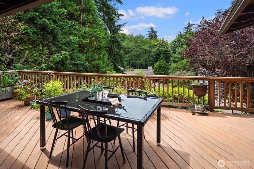 Property photo for 7416 Mercer Terrace Drive, Mercer Island photo 19