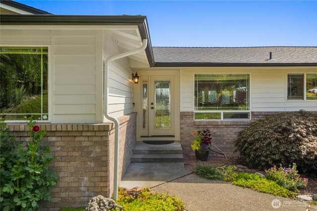 Property photo for 2527 211th Avenue E, Lake Tapps photo 5