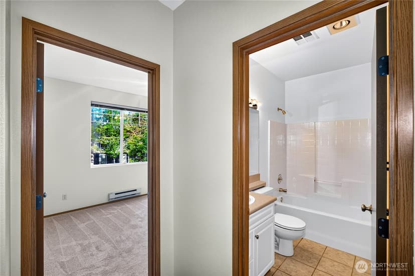 Property photo for 10825 SE 200th Street #F204, Kent photo 16