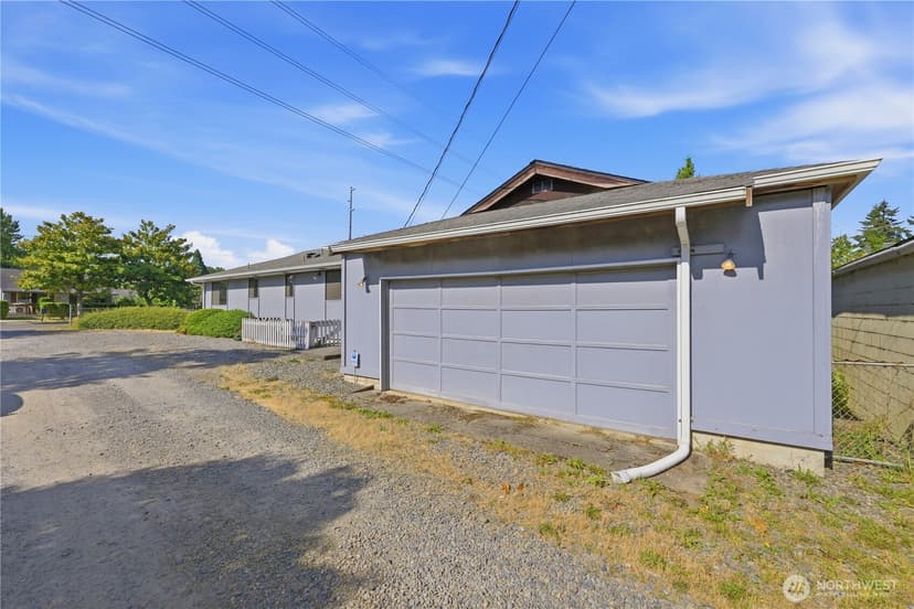 Property photo for 207 E 84th Street, Tacoma photo 31