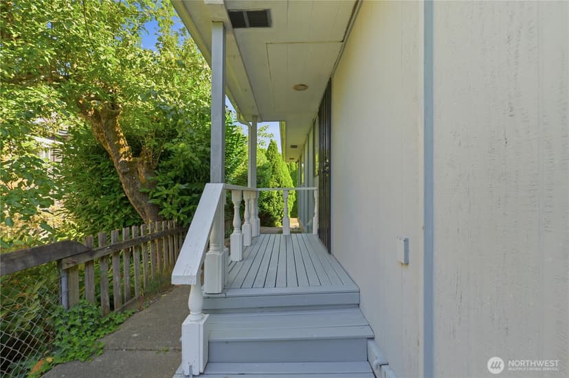 Property photo for 207 E 84th Street, Tacoma photo 38