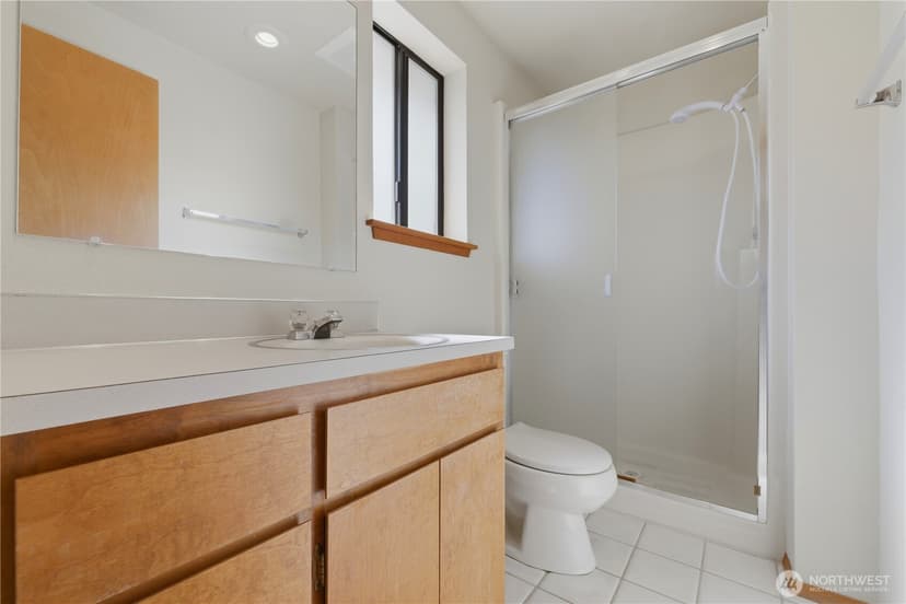 Property photo for 207 E 84th Street, Tacoma photo 26