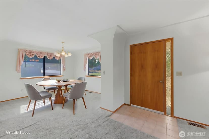 Property photo for 207 E 84th Street, Tacoma photo 5