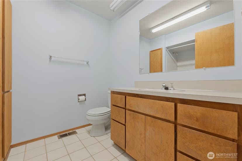 Property photo for 207 E 84th Street, Tacoma photo 19