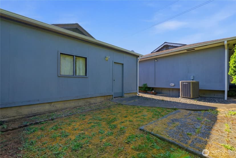 Property photo for 207 E 84th Street, Tacoma photo 34