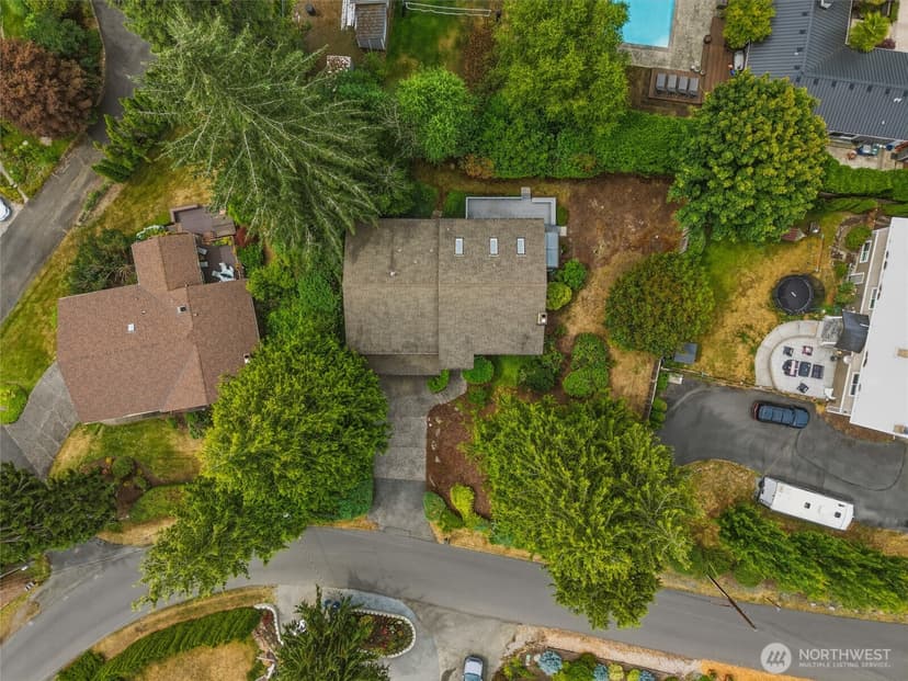 Property photo for 8530 Frederick Place, Edmonds photo 39