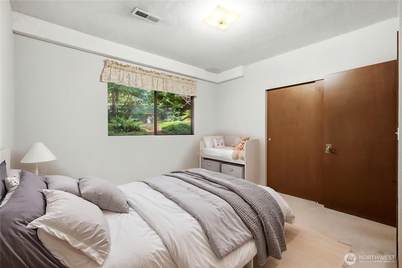 Property photo for 8530 Frederick Place, Edmonds photo 29