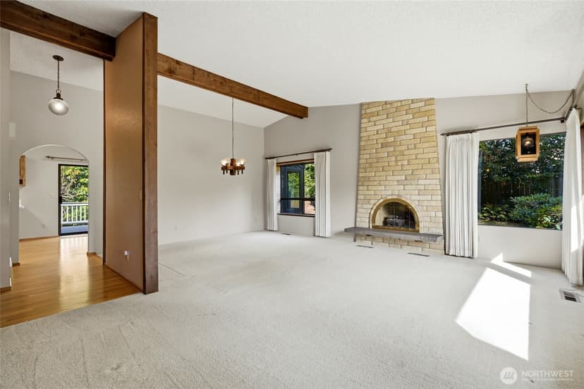 Property photo for 8530 Frederick Place, Edmonds photo 7