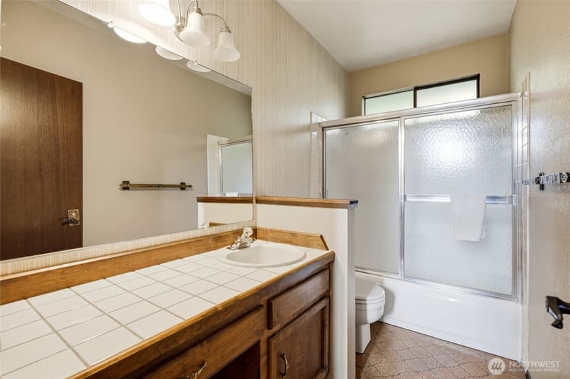 Property photo for 8530 Frederick Place, Edmonds photo 30