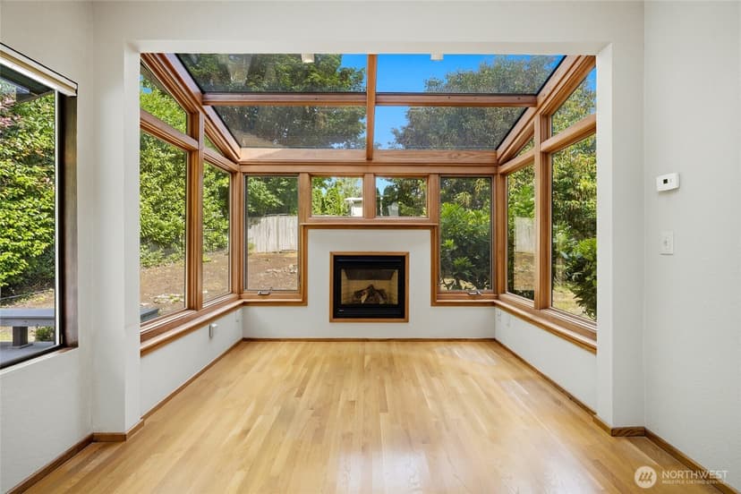 Property photo for 8530 Frederick Place, Edmonds photo 19