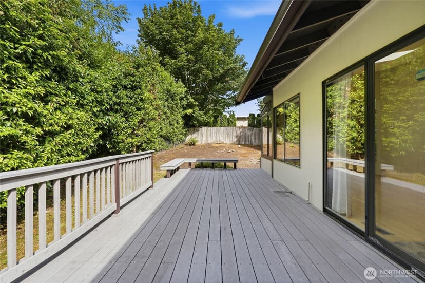 Property photo for 8530 Frederick Place, Edmonds photo 35