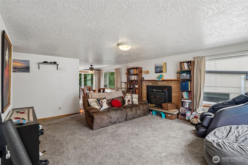 Property photo for 4151 23rd Avenue SW, Seattle photo 9