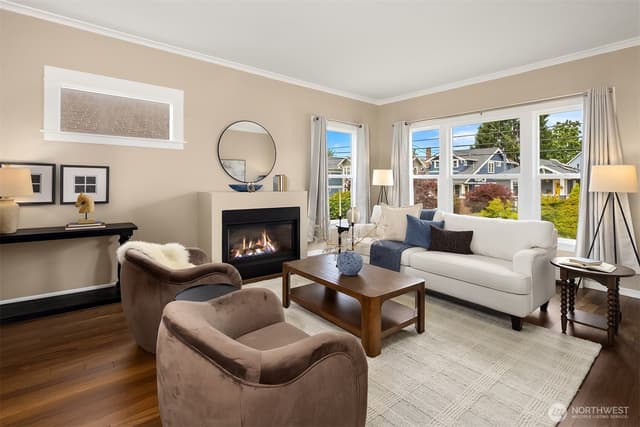 Property photo for 127 NE 56th Street, Seattle photo 3