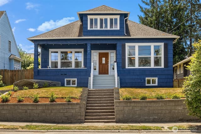 Property photo for 127 NE 56th Street, Seattle